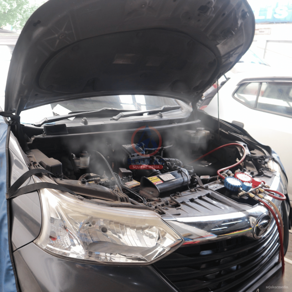 5 Tanda Mesin Mobil Kamu Bermasalah