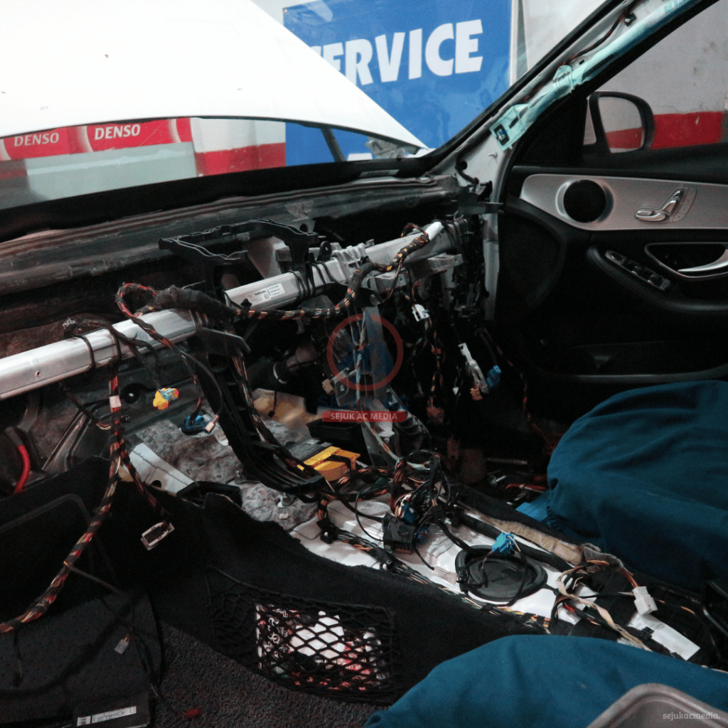 Kapan Harus Servis AC Mobil Rutin