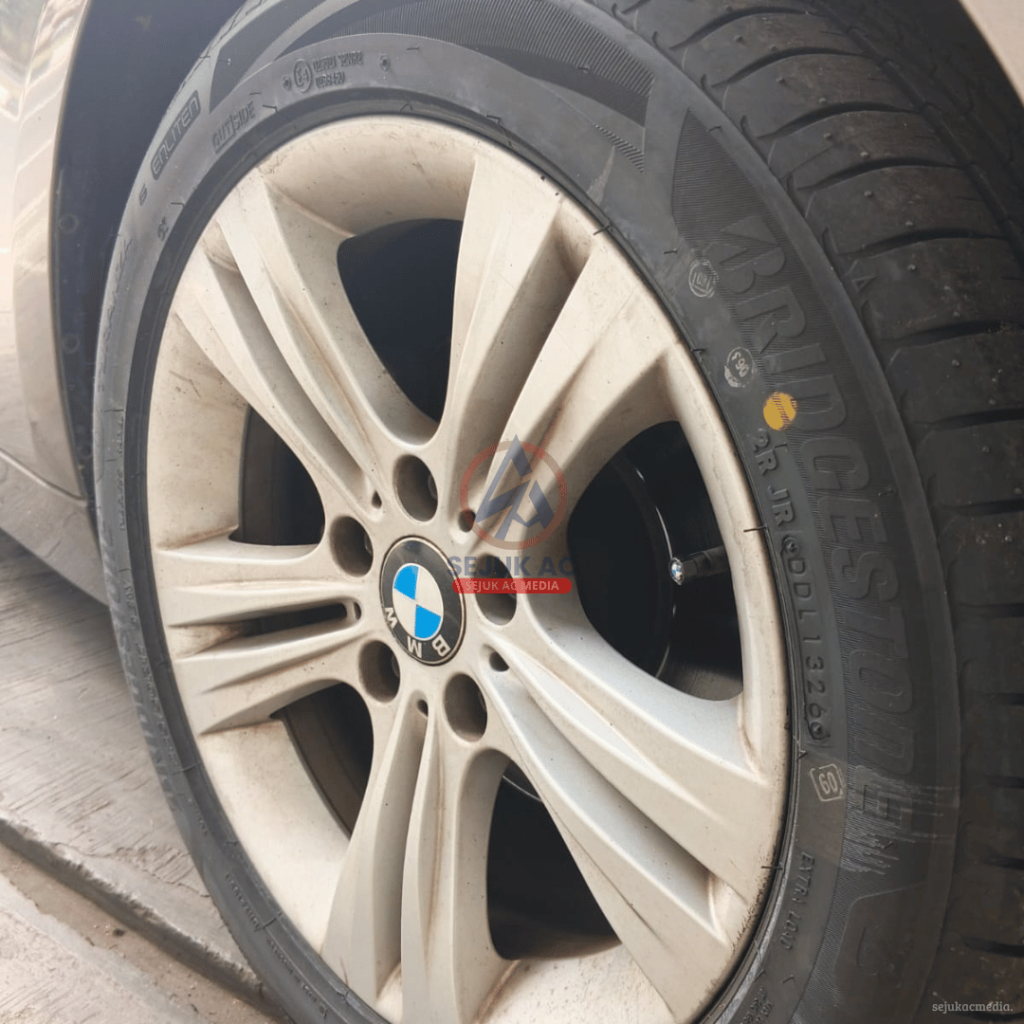 bunyiberdecit pada mobil