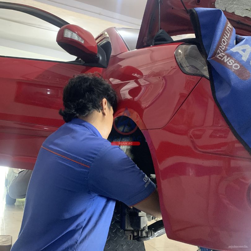 ciri ciri freon ac mobil bocor