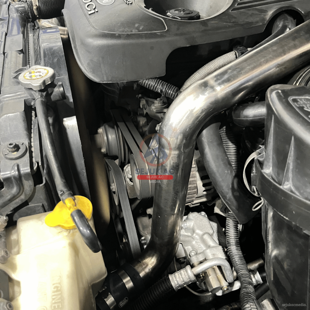 mobil mogok setelah melewati genangan air