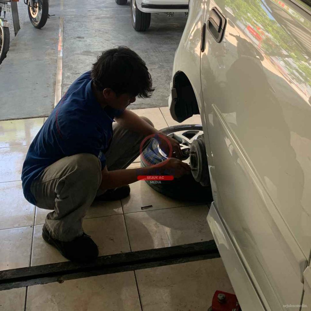 tips mencegah rem mobil blong