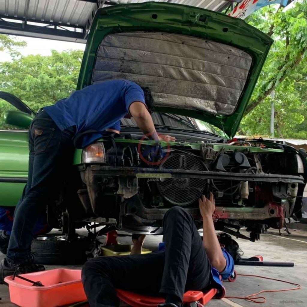 roda depan mobil bunyi cit cit saat jalan