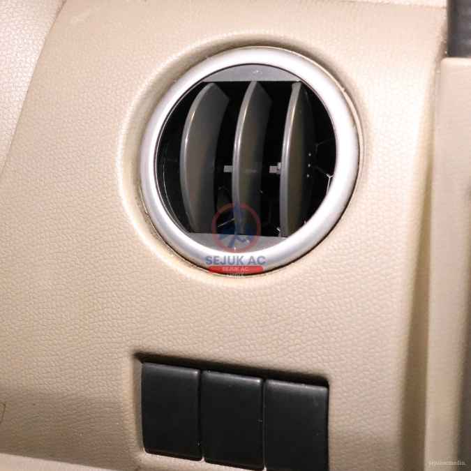 pemeriksaan sistem pendingin di bengkel ac mobil ngawi sejuk ngawi